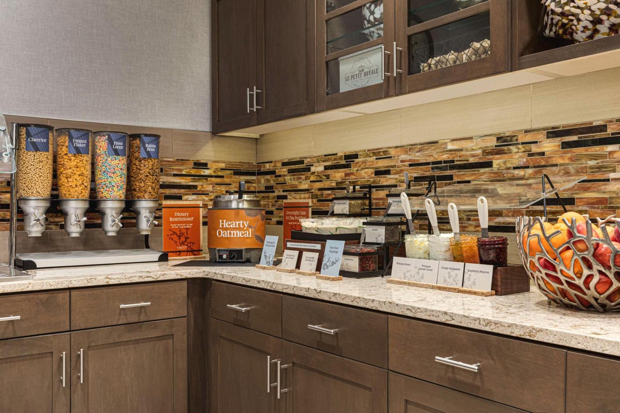 Homewood Suites By Hilton - Charlottesville Bagian luar foto
